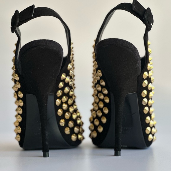 Giuseppe Zanotti High Heels with Gold Details - Picture 4 of 6